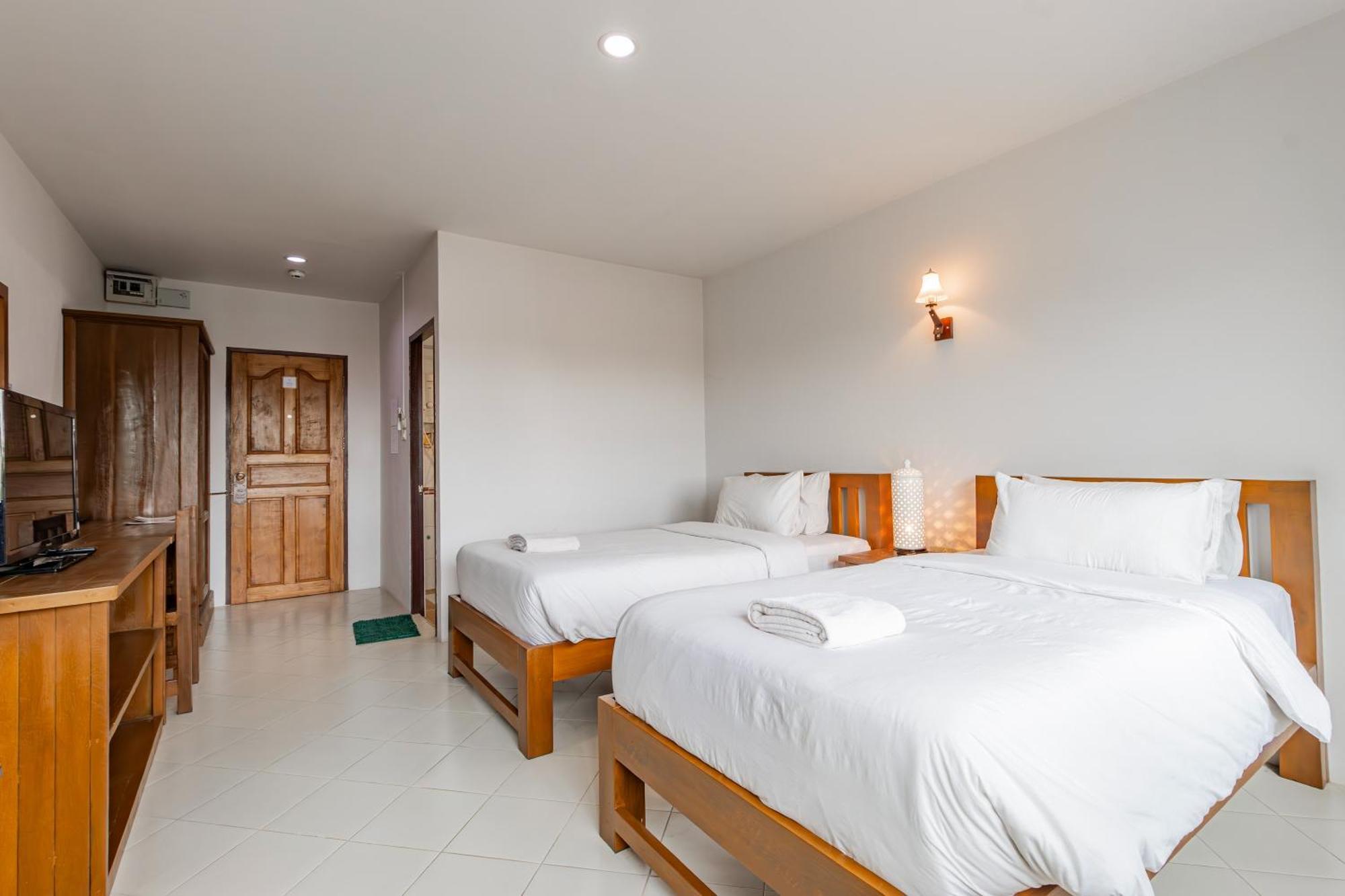 Budget Stars Hotel Chiang Mai Exterior foto