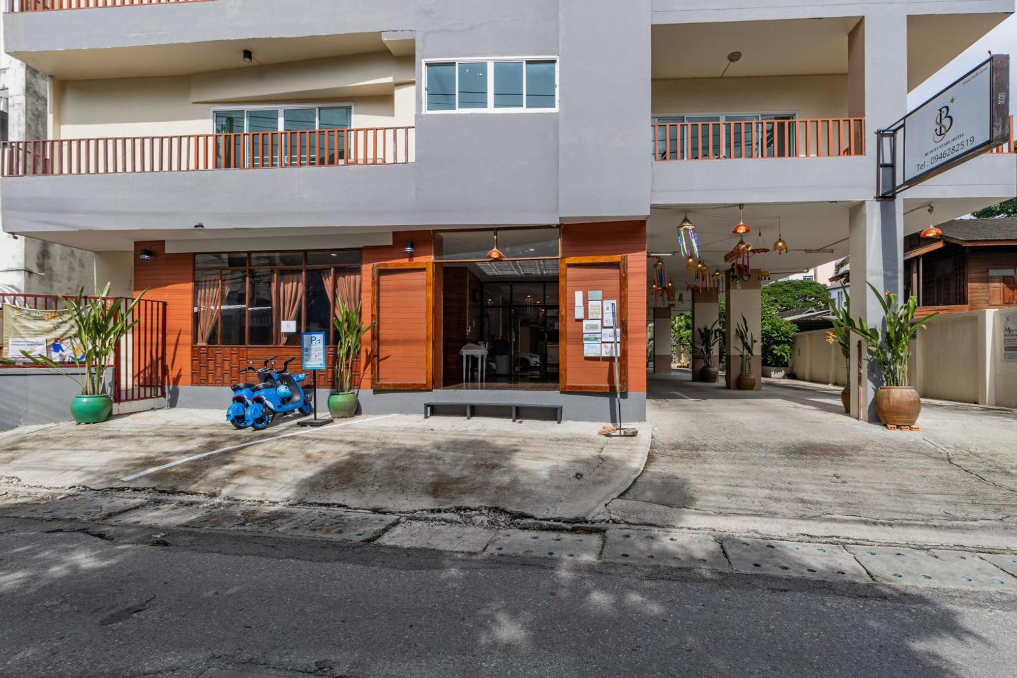 Budget Stars Hotel Chiang Mai Exterior foto
